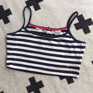LIKE NEW tommy Hilfiger crop top